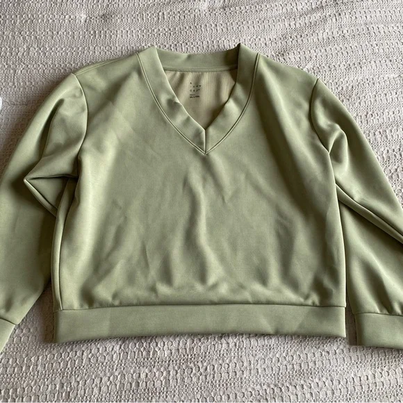 NWOT A New Day Sandwash Sweatshirt V Neck Pull Over Light Green Small Athleisure - Picture 6 of 11